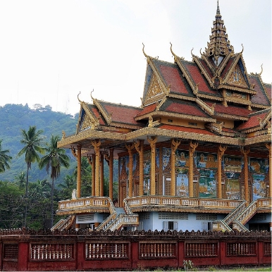 Visit local artisans in Battambang
