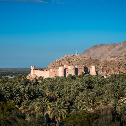Visit the country's highest Fort in Nakhl