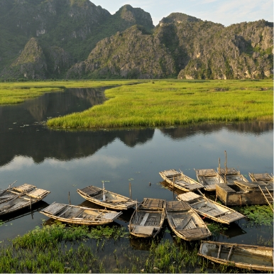 Visit Bich Dong Pagoda & Van Long Nature Reserve in Nin Binh