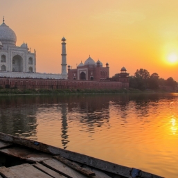 Sunrise visit to Taj Mahal