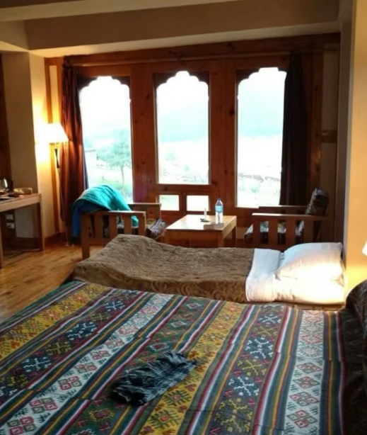 Rooms – 6
