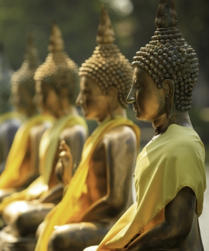 Temples, Trails & Luxe Retreats